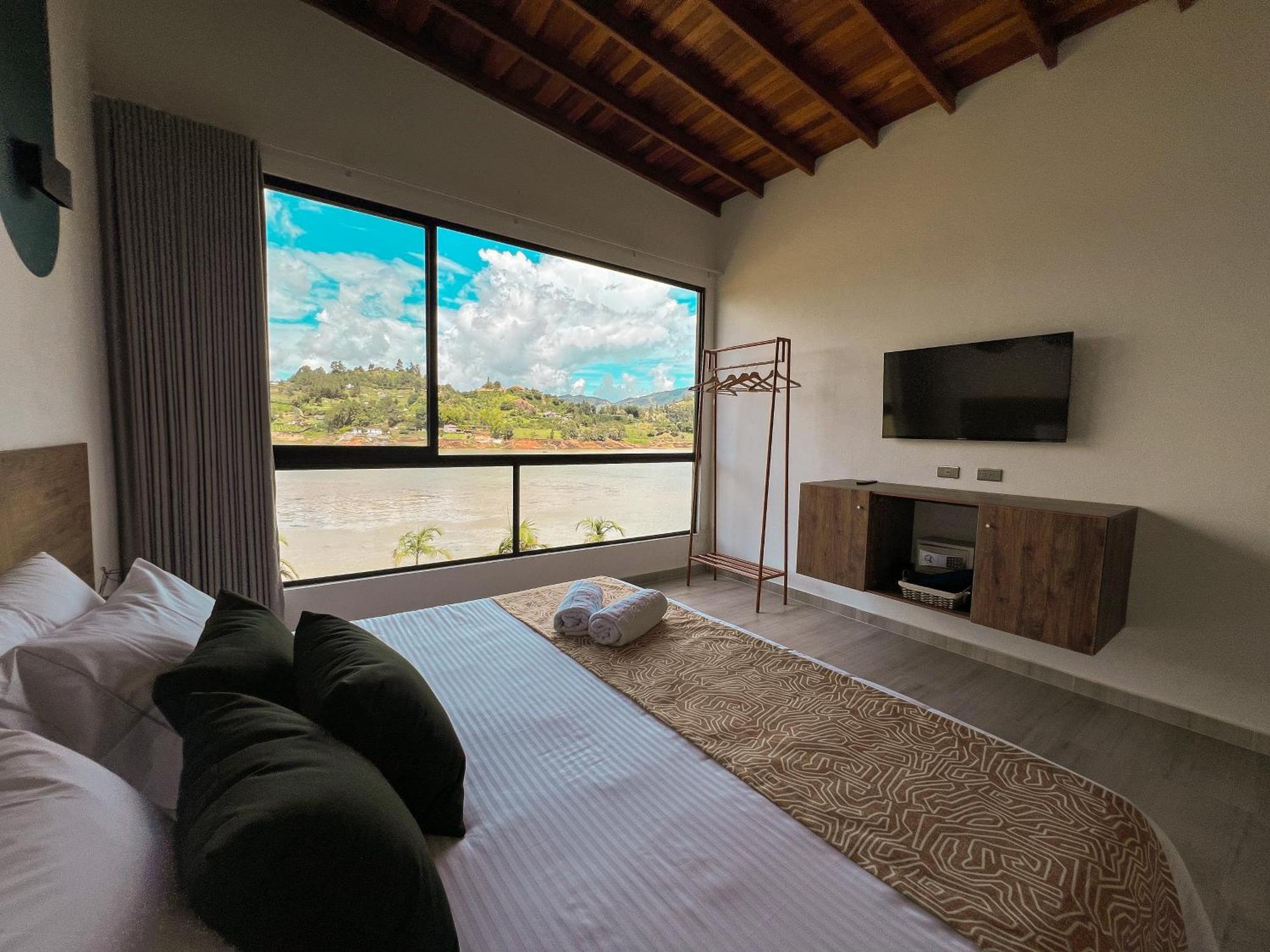 Viajero Guatape Hostel & Lake Club חדר תמונה