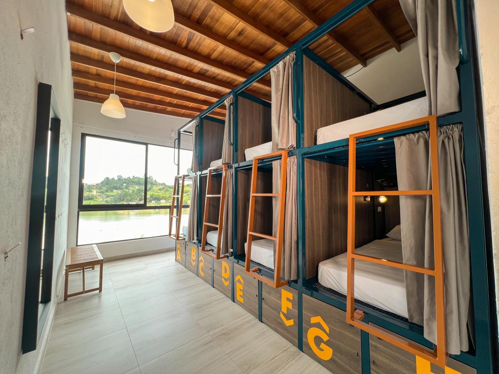Viajero Guatape Hostel & Lake Club חדר תמונה