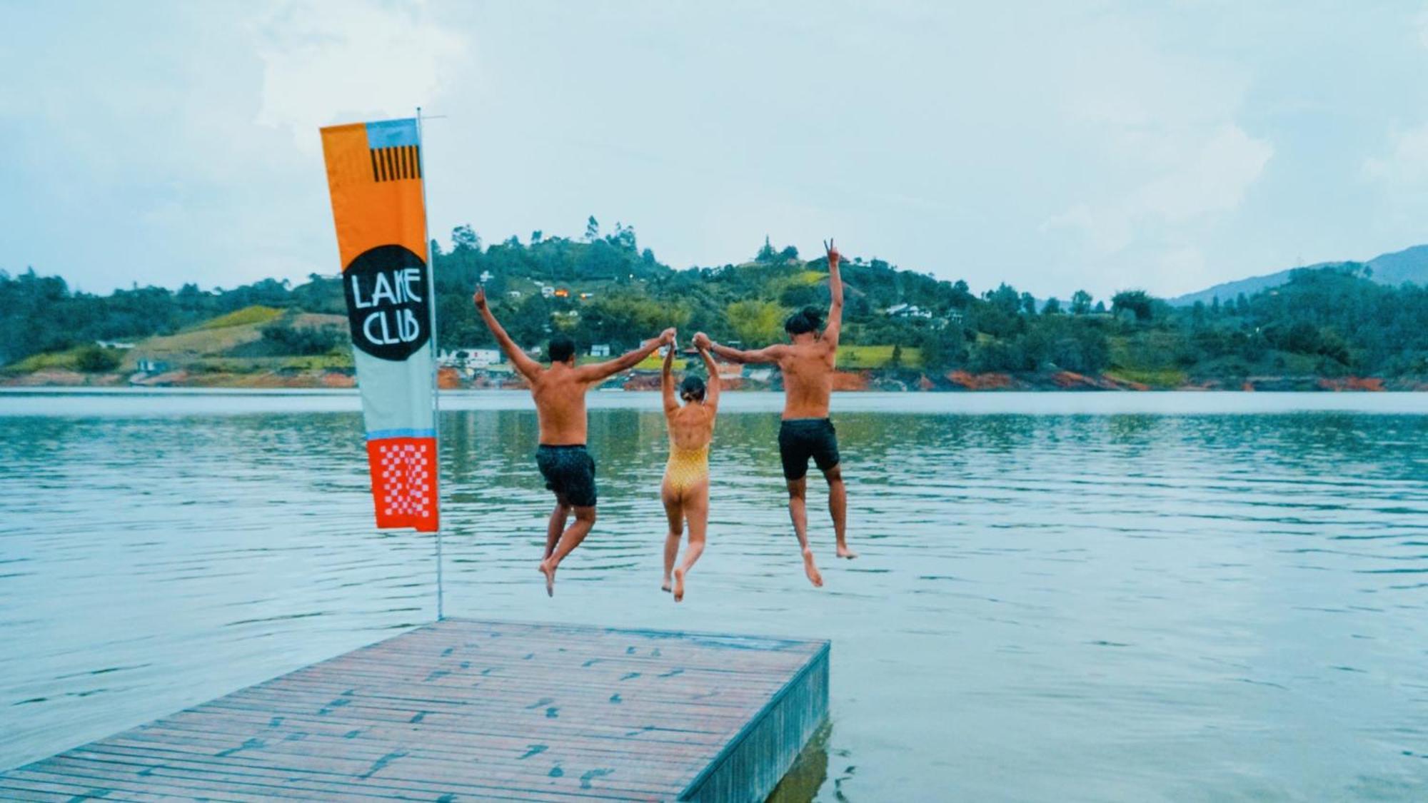 Viajero Guatape Hostel & Lake Club מראה חיצוני תמונה