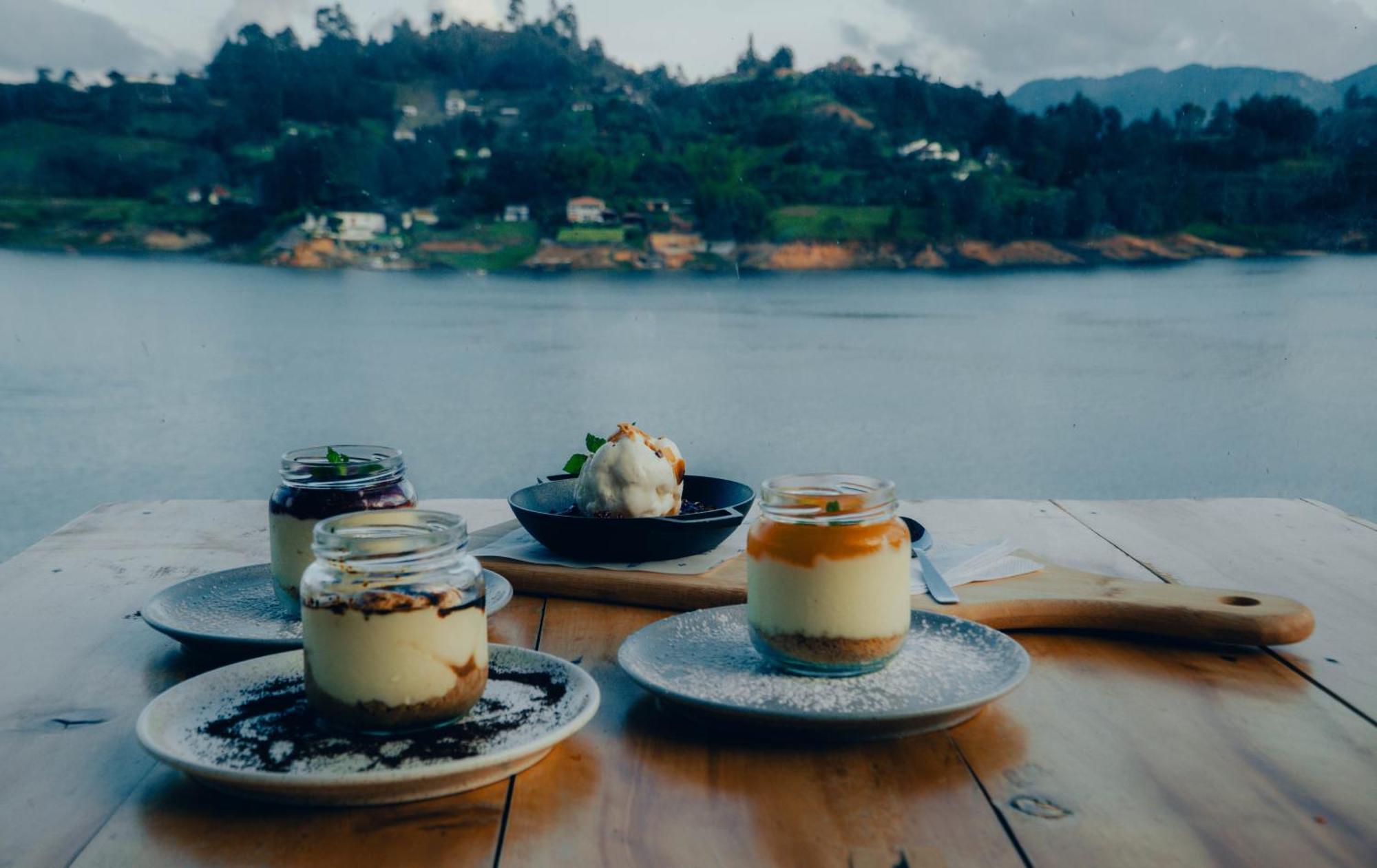 Viajero Guatape Hostel & Lake Club מראה חיצוני תמונה