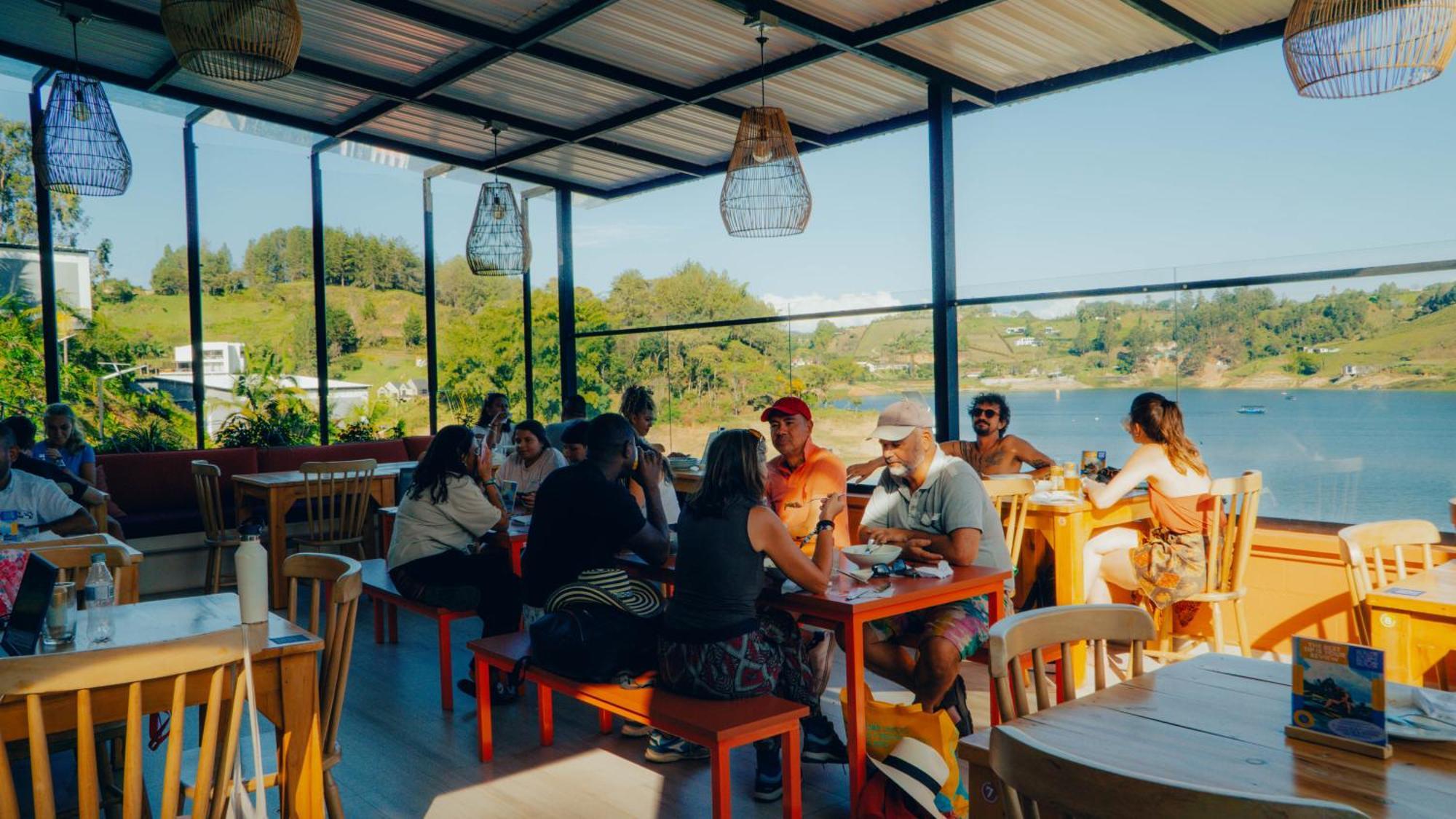 Viajero Guatape Hostel & Lake Club מראה חיצוני תמונה